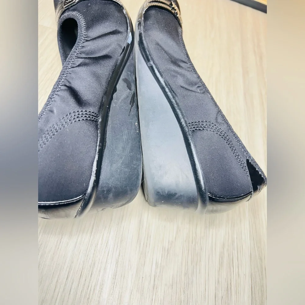 Anne Klein sport patent toe black wedges size 7M